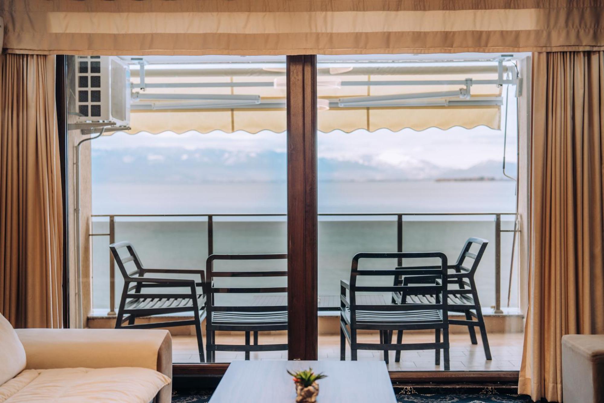 Park Golden View Hotel Casino Ohrid Bagian luar foto